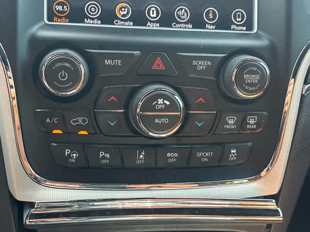 Thumbnail: 2018 Jeep Grand Cherokee - 14