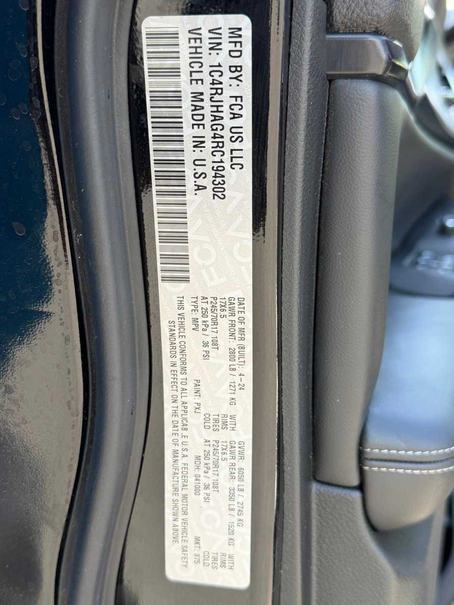 Thumbnail: 2024 Jeep Grand Cherokee - 31