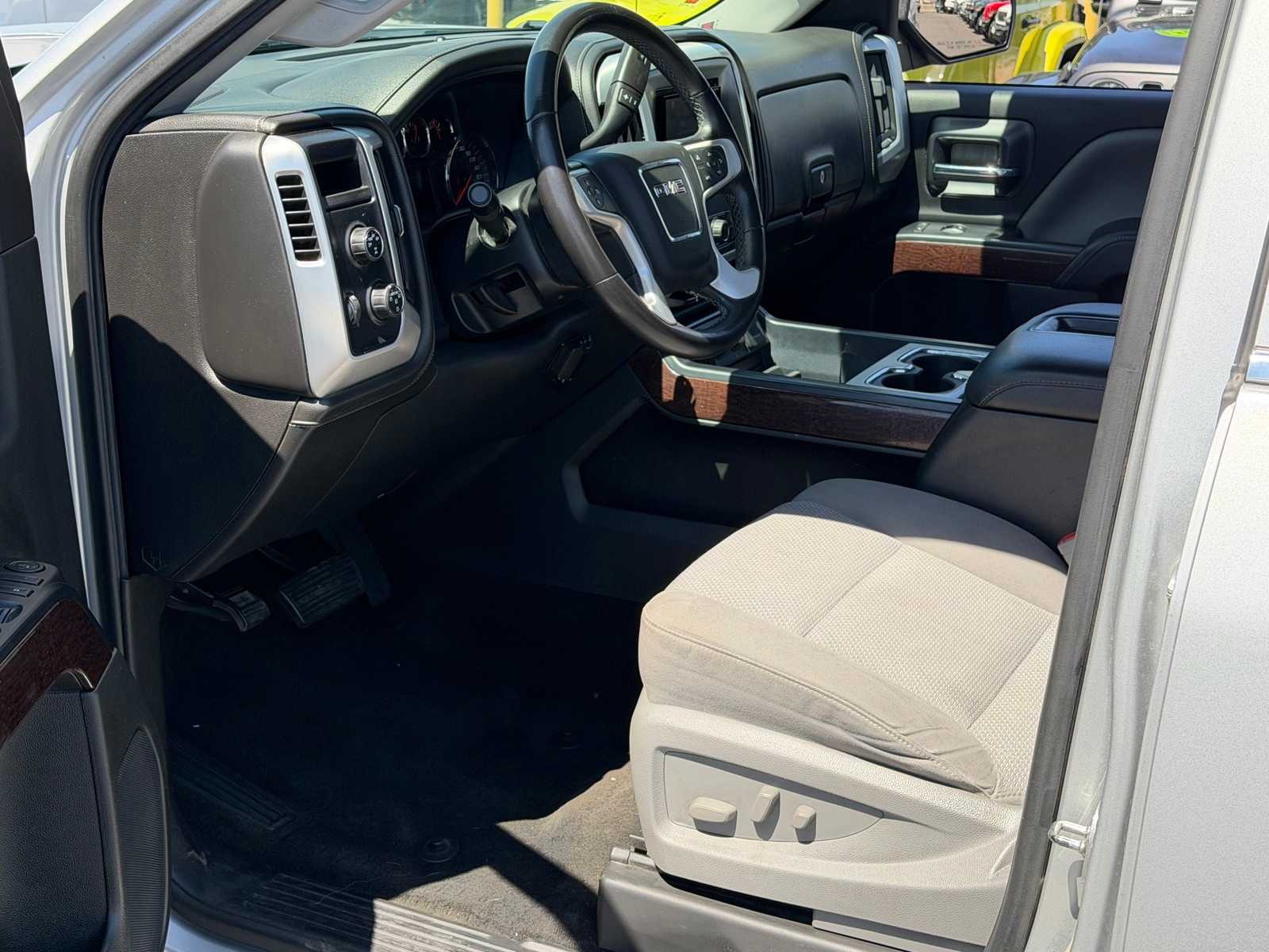 Thumbnail: 2015 GMC Sierra 1500 - 20