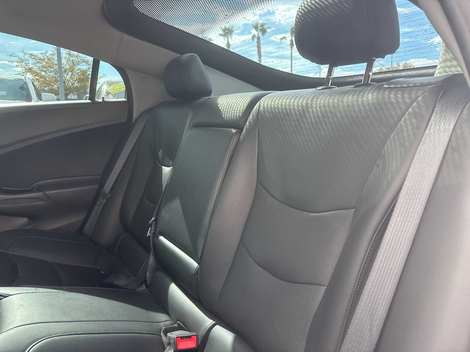 Thumbnail: 2018 Chevrolet Volt - 10