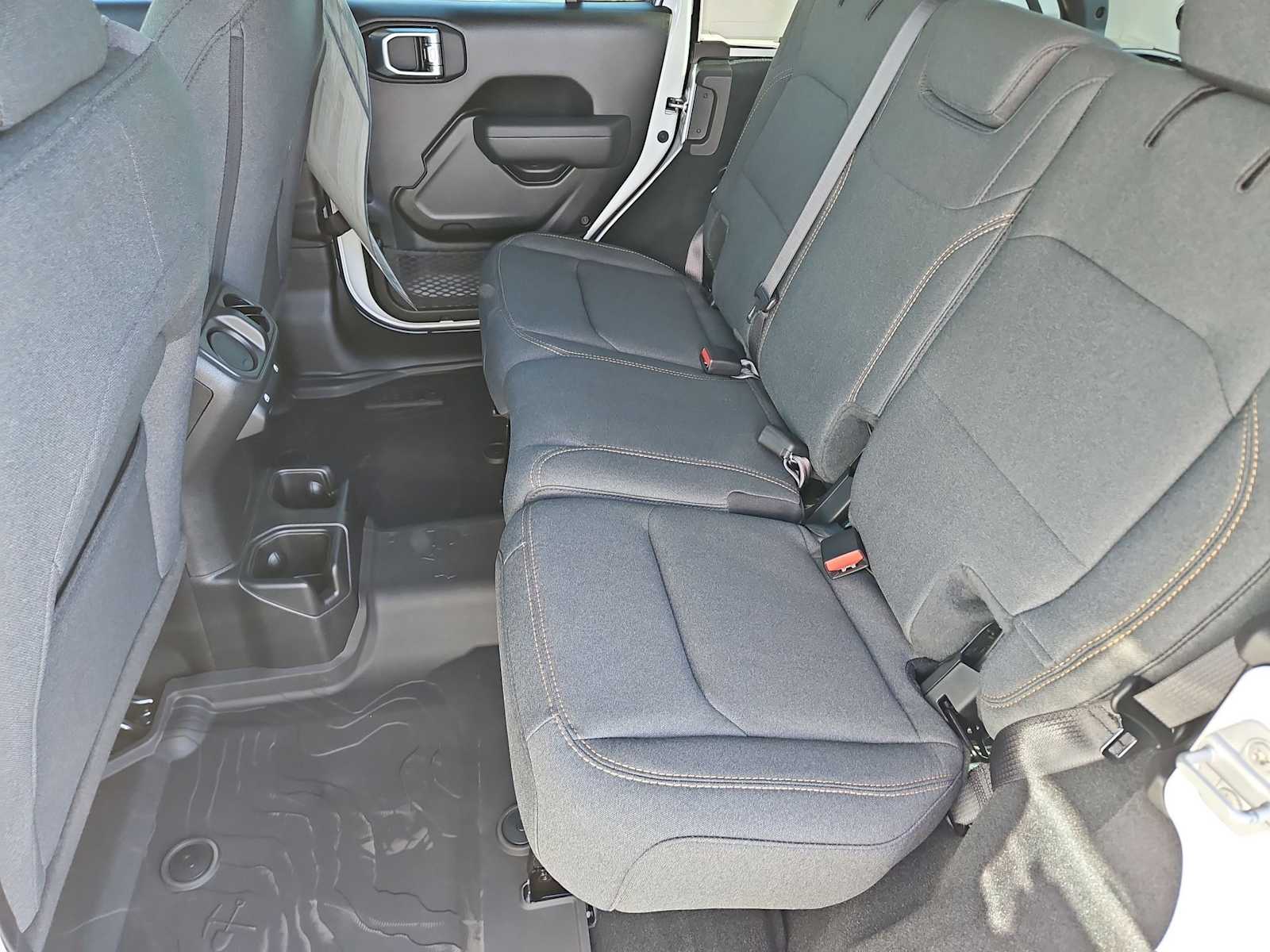 Thumbnail: 2026 Jeep Wrangler - 18