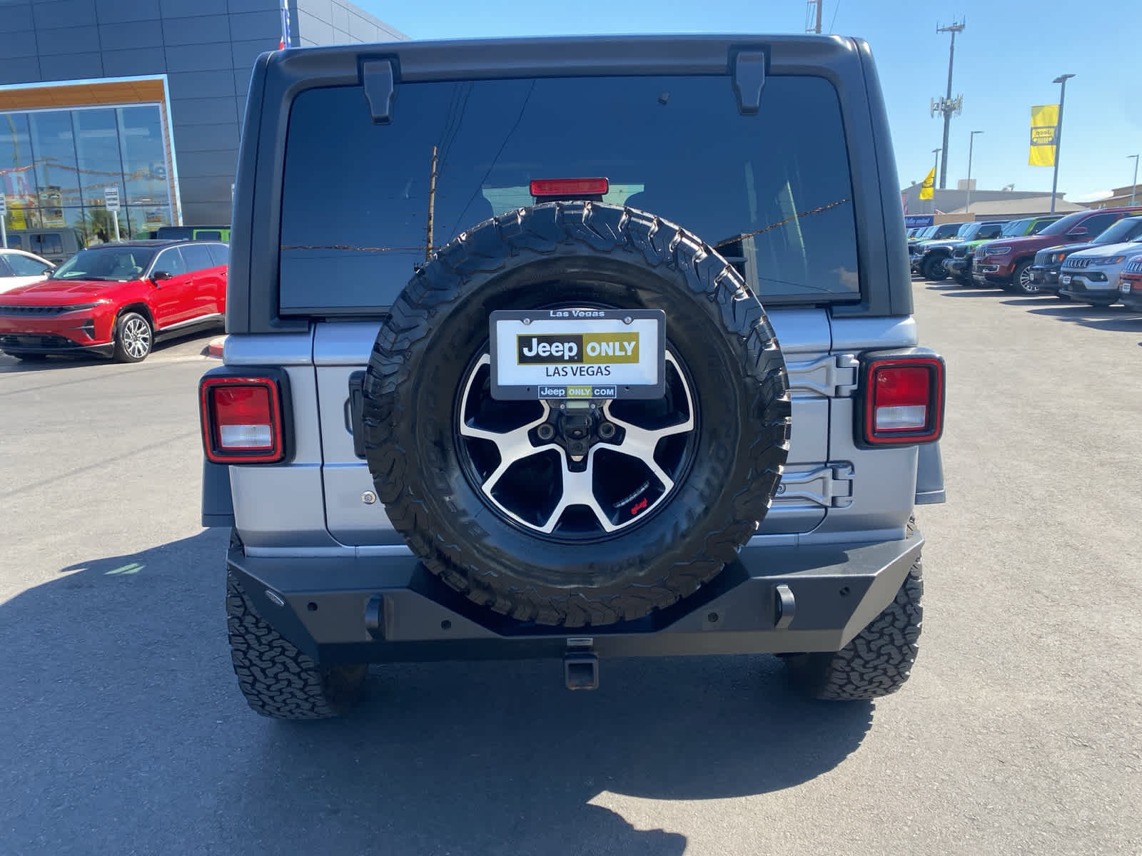Thumbnail: 2020 Jeep Wrangler - 6
