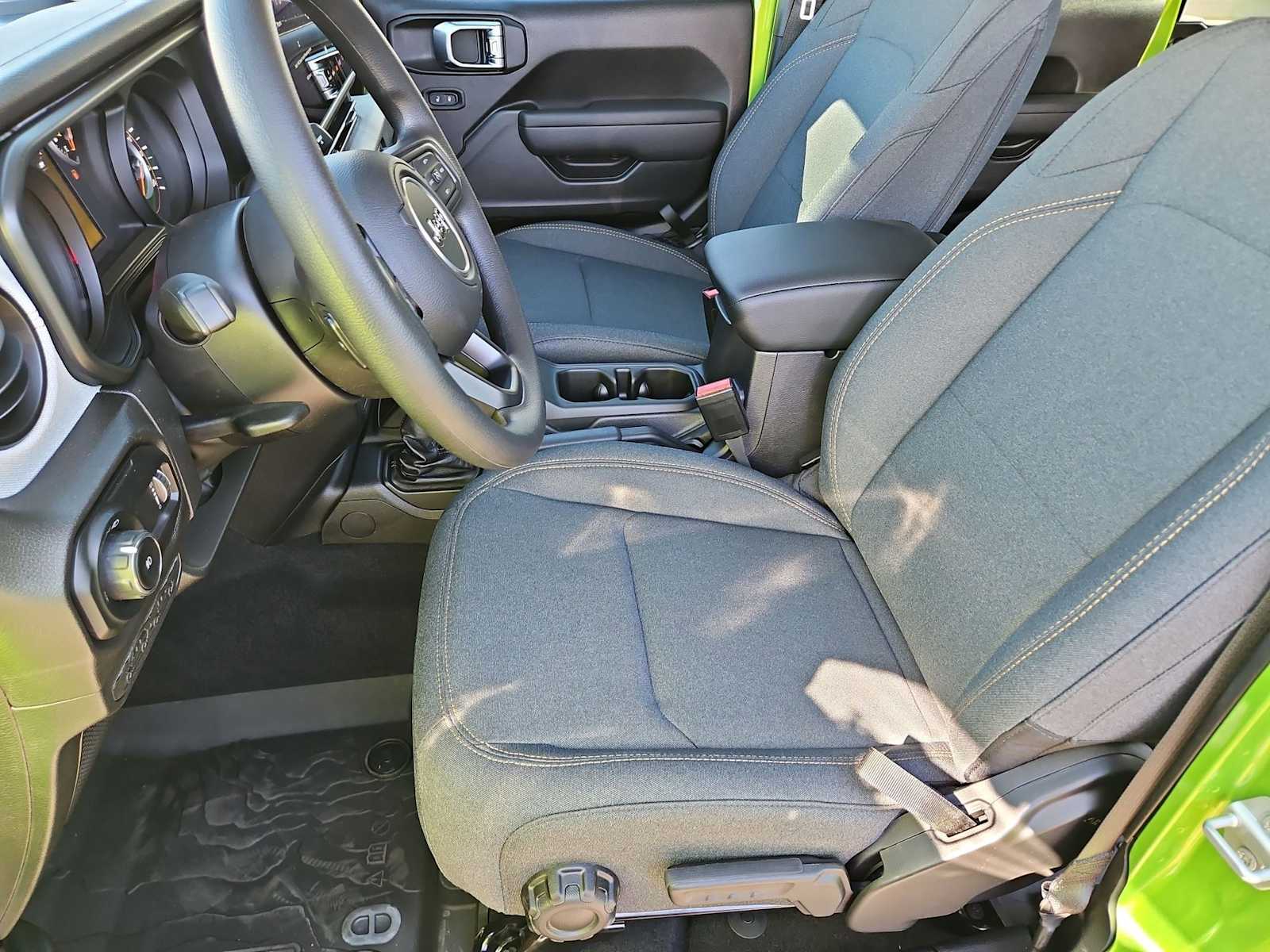 Thumbnail: 2026 Jeep Wrangler - 16