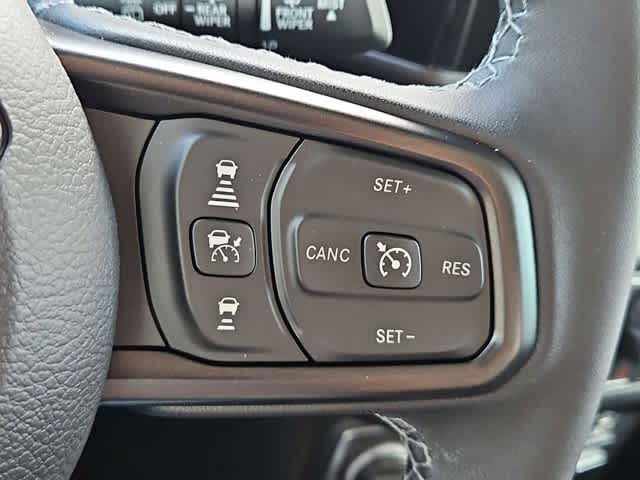 Thumbnail: 2026 Jeep Wrangler - 23