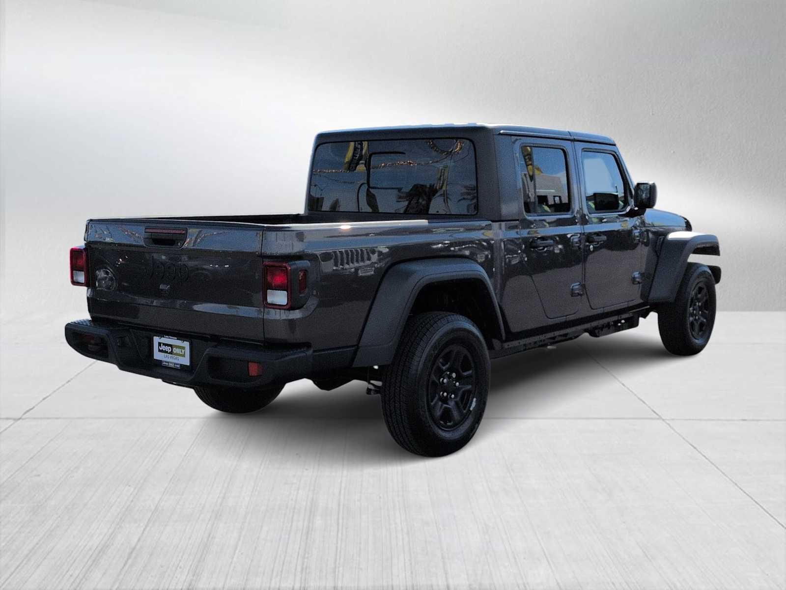 Thumbnail: 2026 Jeep Gladiator - 8