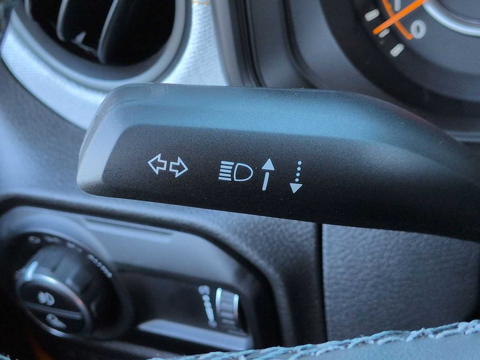 Thumbnail: 2025 Jeep Gladiator - 26