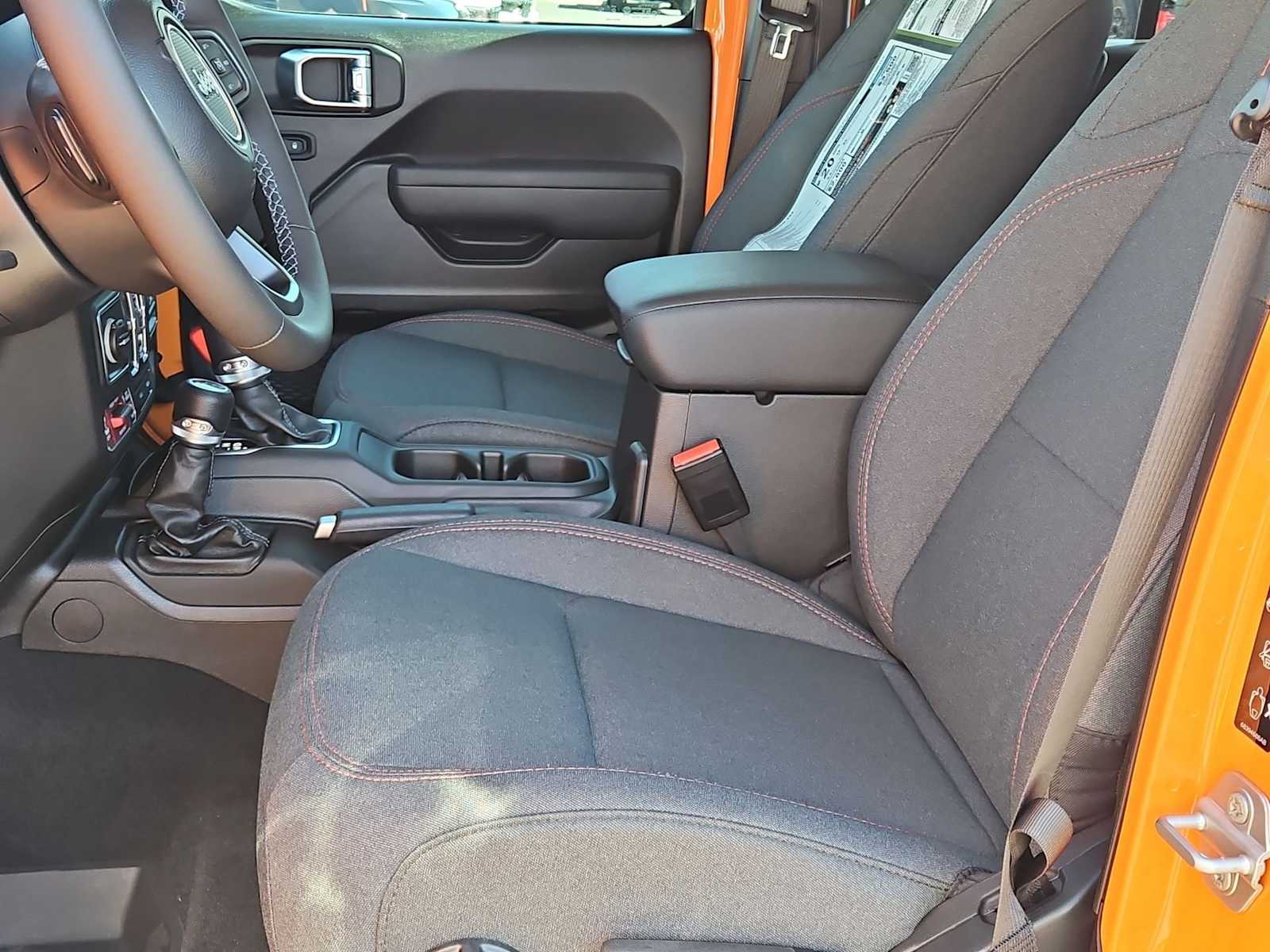 Thumbnail: 2025 Jeep Wrangler - 14