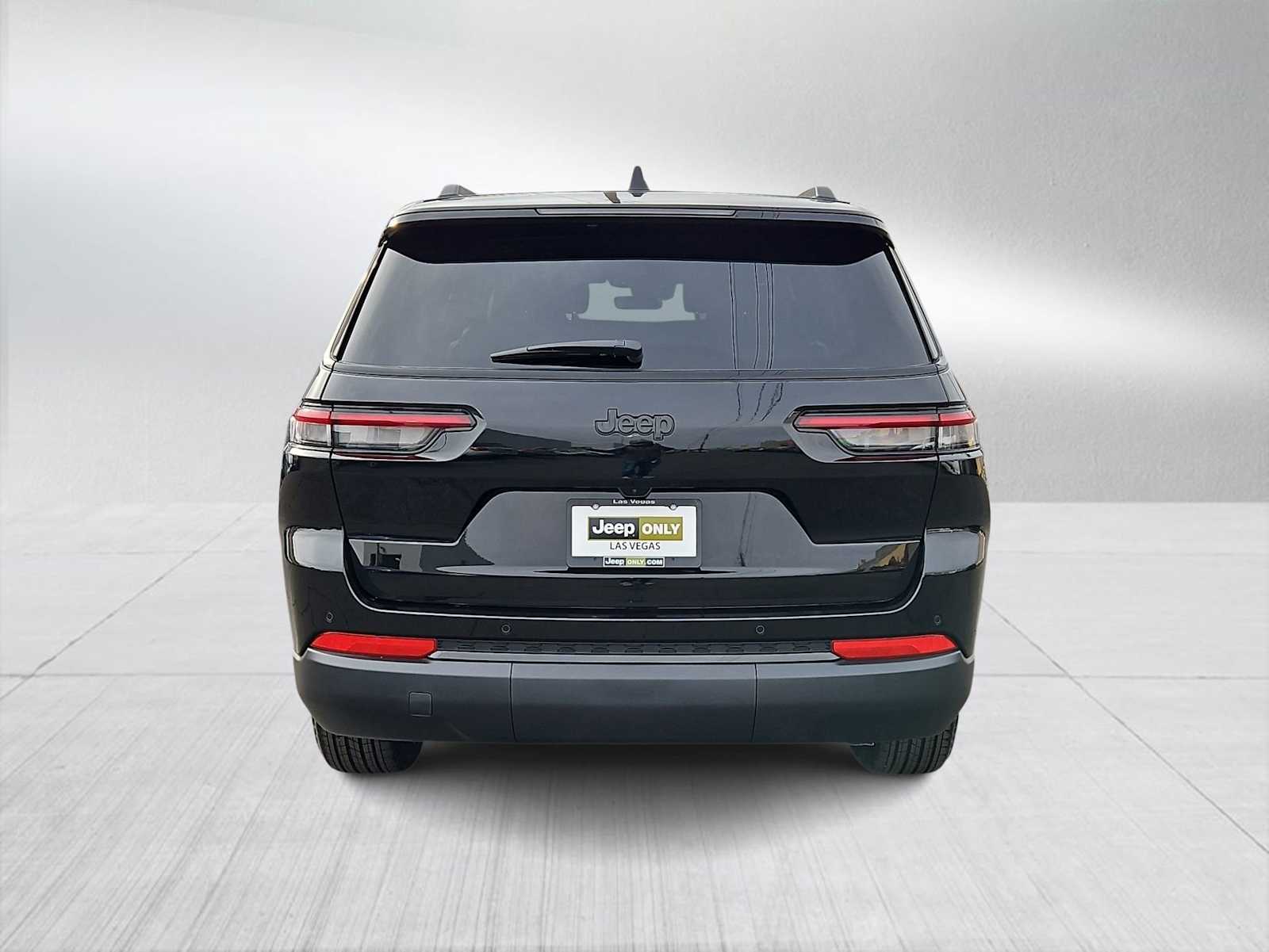 Thumbnail: 2025 Jeep Grand Cherokee L - 7