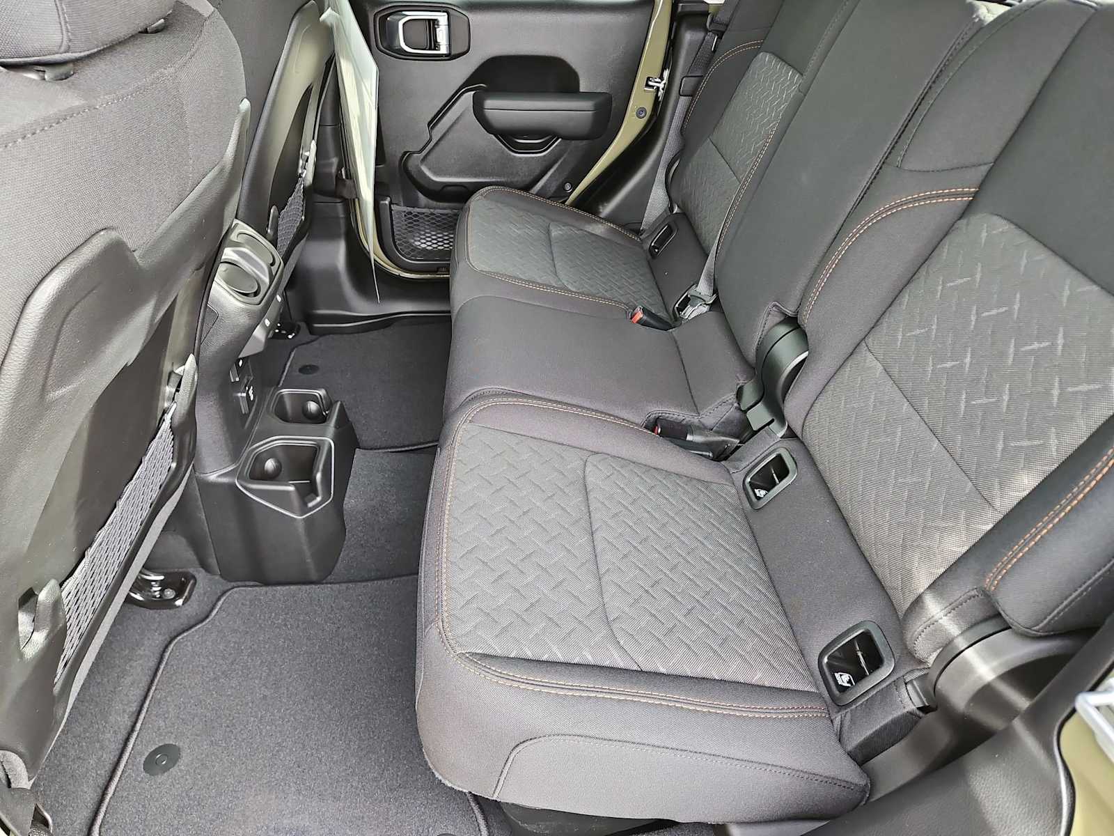 Thumbnail: 2026 Jeep Gladiator - 18