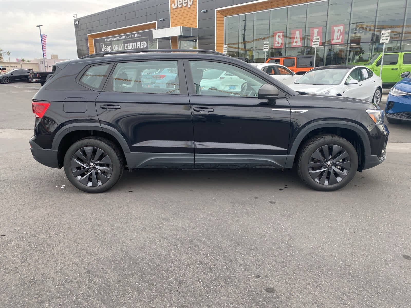 2023 Volkswagen Taos S photo 3