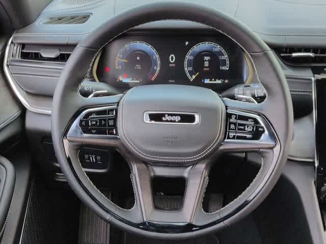 Thumbnail: 2025 Jeep Grand Cherokee - 25