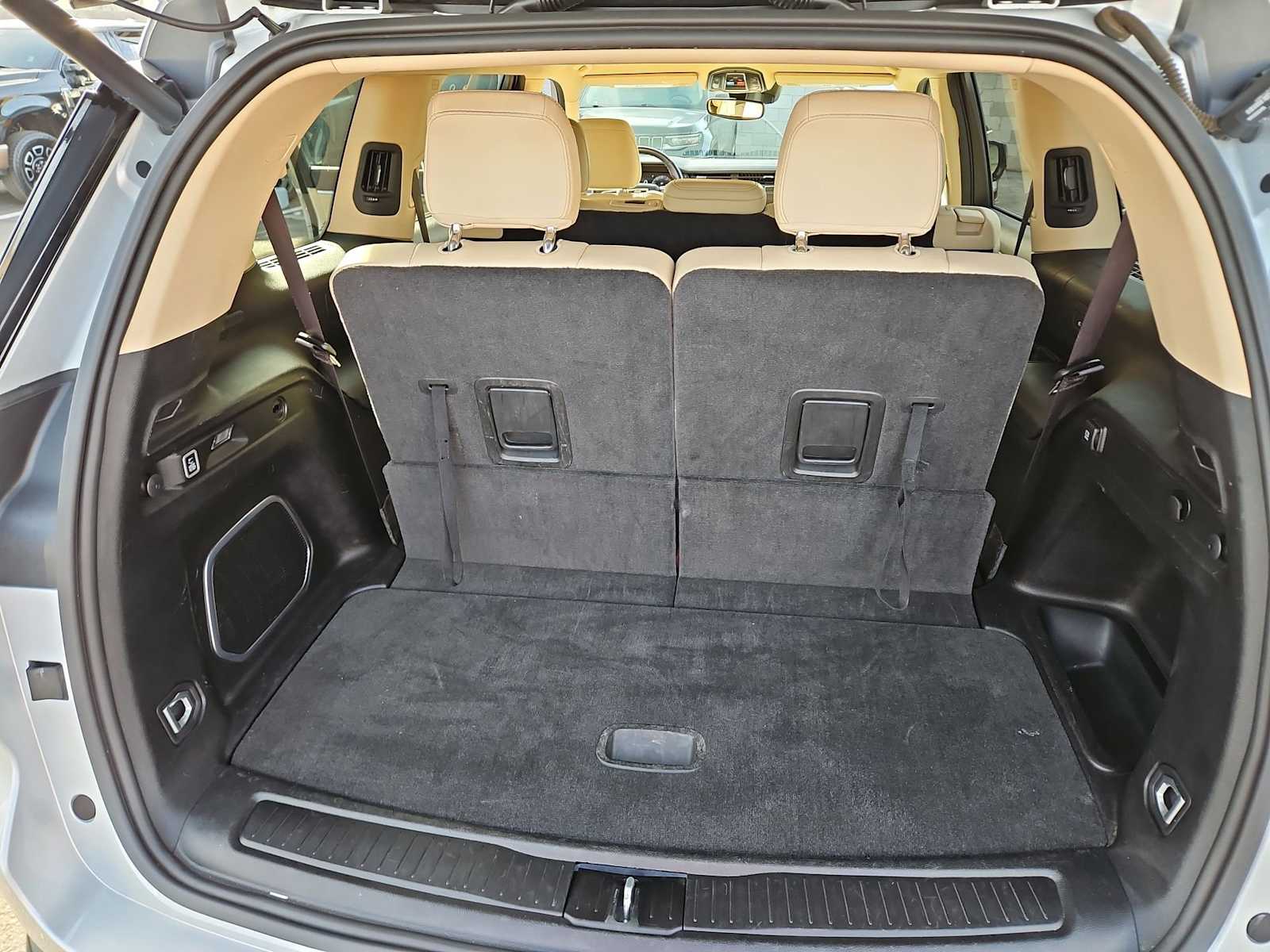 Thumbnail: 2021 Jeep Grand Cherokee L - 35