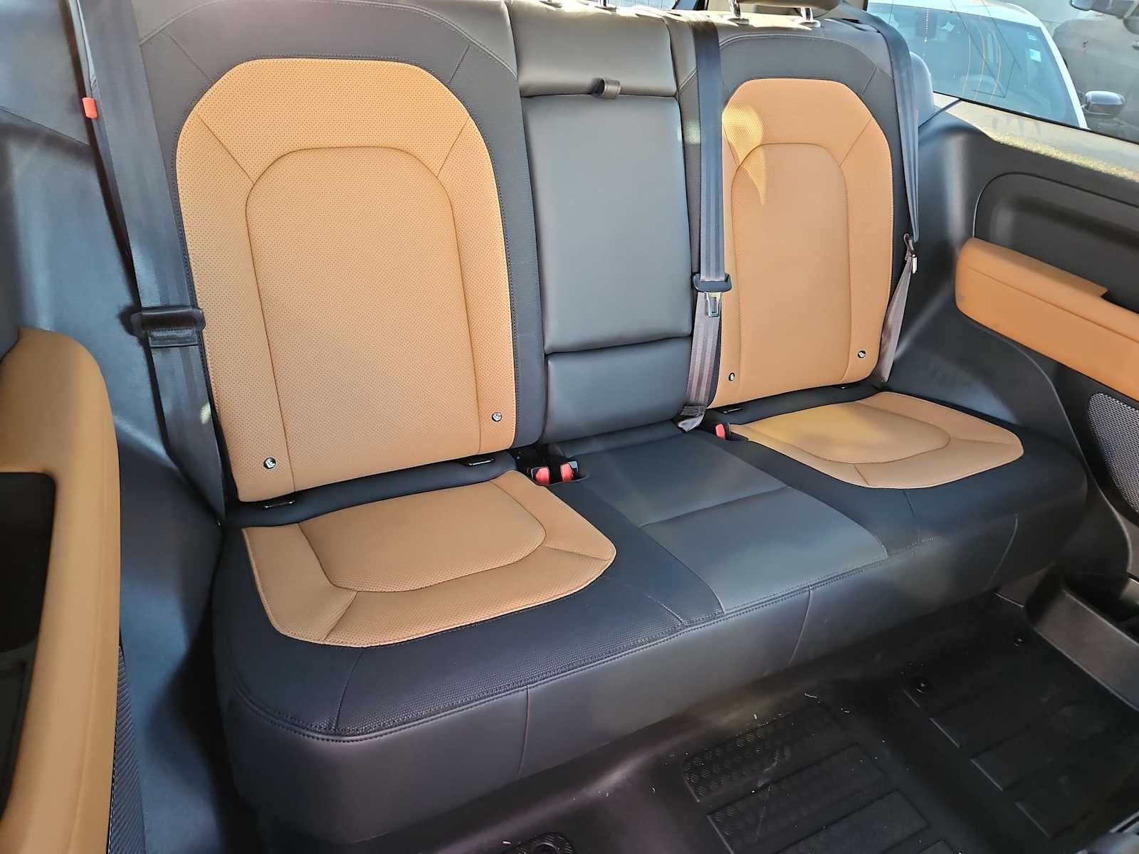 Thumbnail: 2023 Land Rover Defender - 21