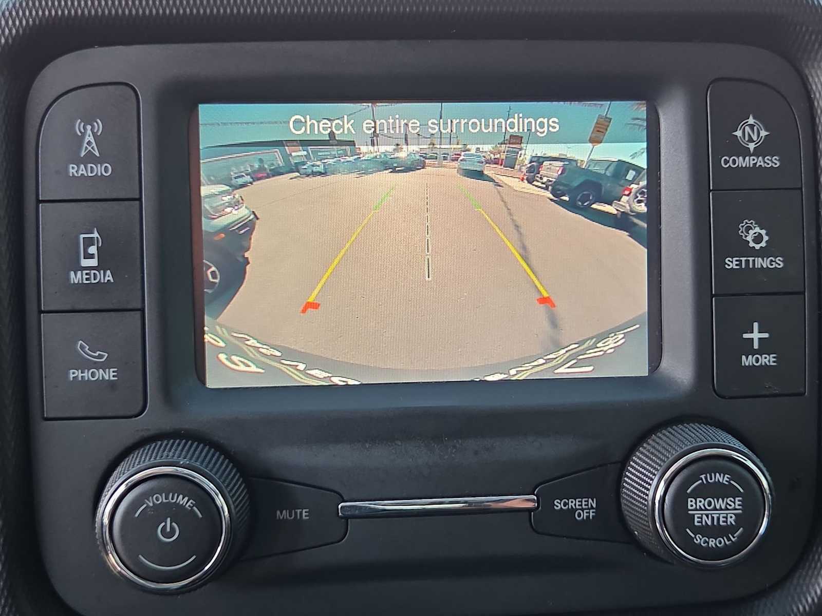 Thumbnail: 2021 Jeep Wrangler - 30