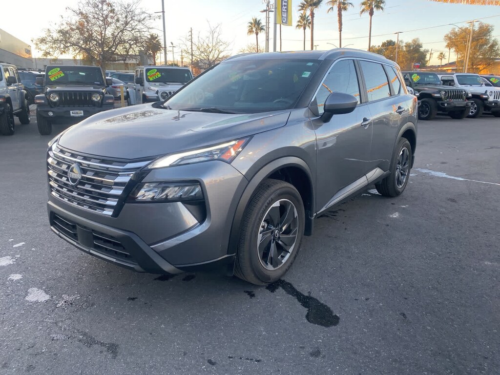 Used 2024 Nissan Rogue SV SUV