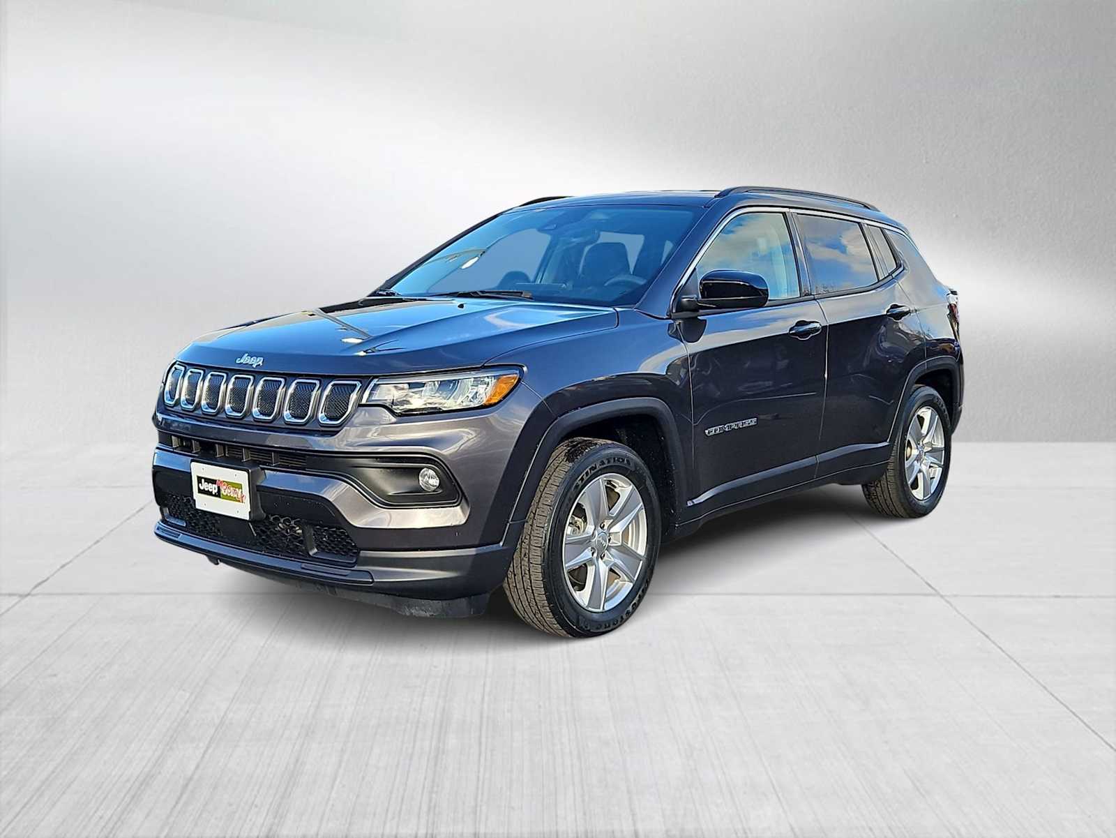 Thumbnail: 2022 Jeep Compass - 4
