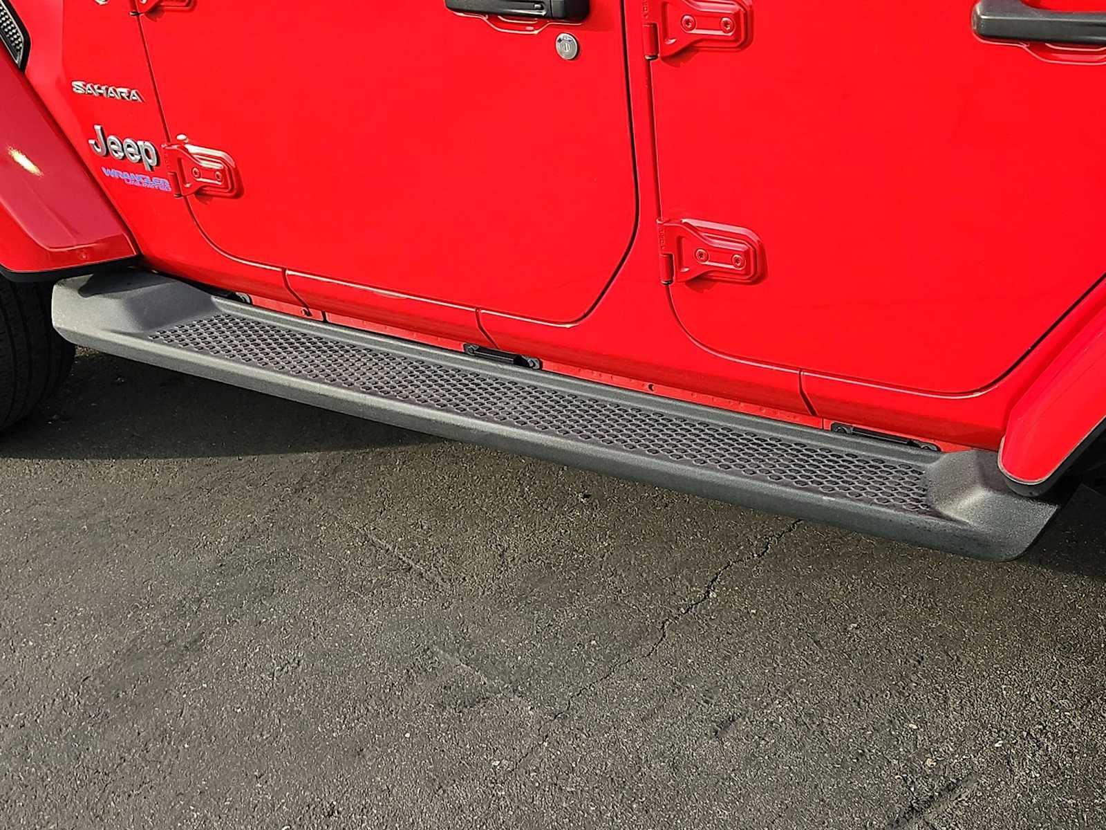 Thumbnail: 2021 Jeep Wrangler - 36