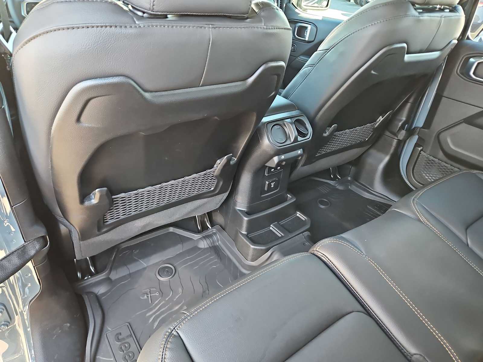 Thumbnail: 2026 Jeep Wrangler - 17