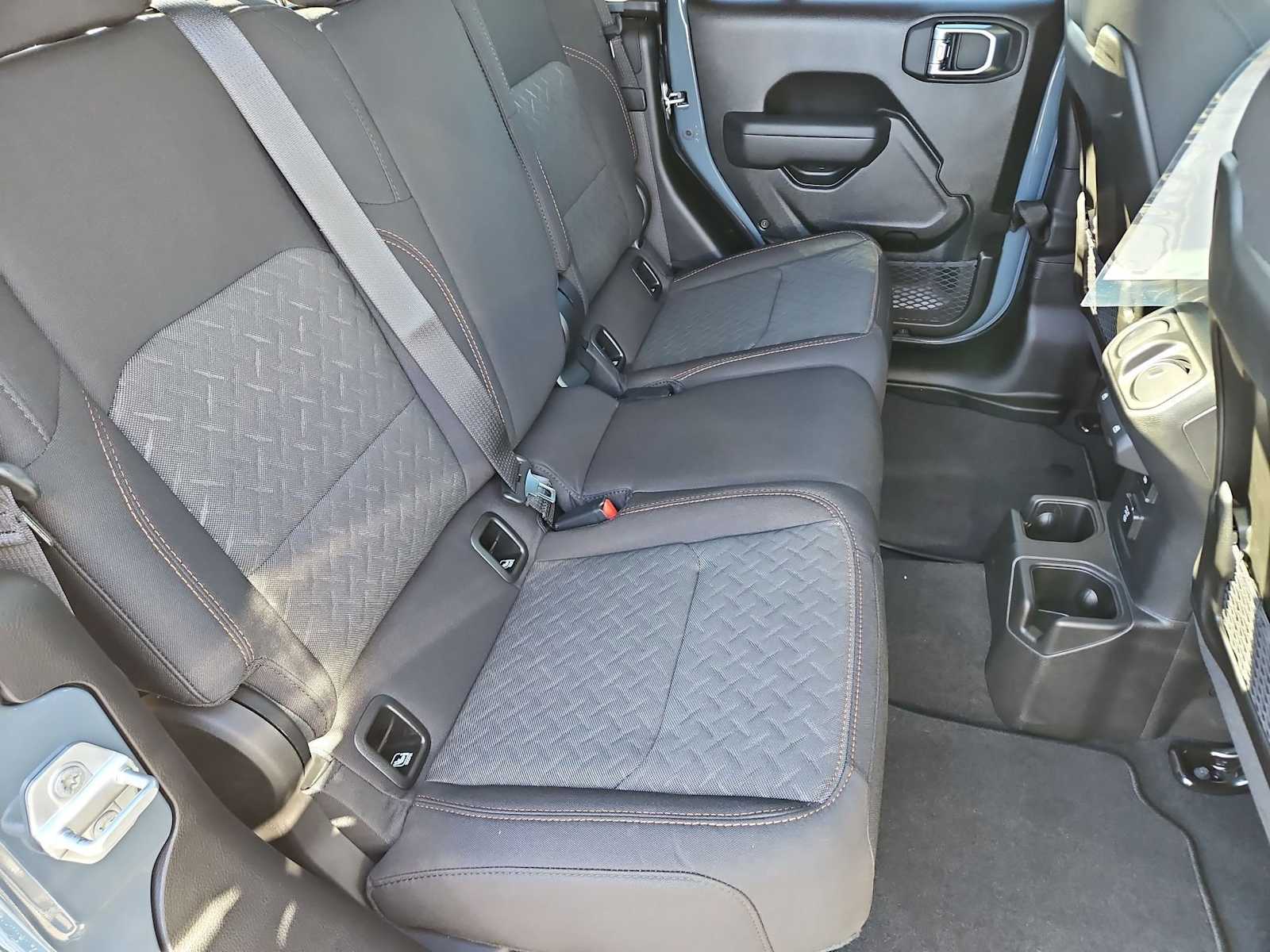 Thumbnail: 2026 Jeep Gladiator - 19