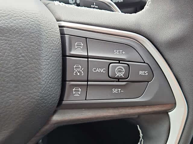 Thumbnail: 2026 Jeep Grand Cherokee - 24