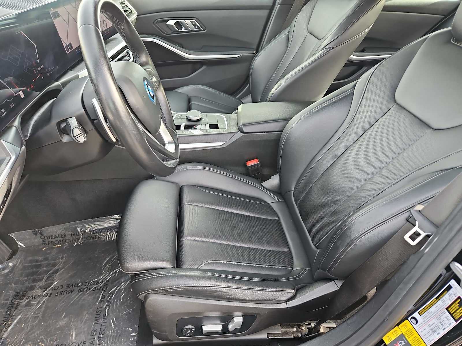 Thumbnail: 2023 BMW 3 Series - 16