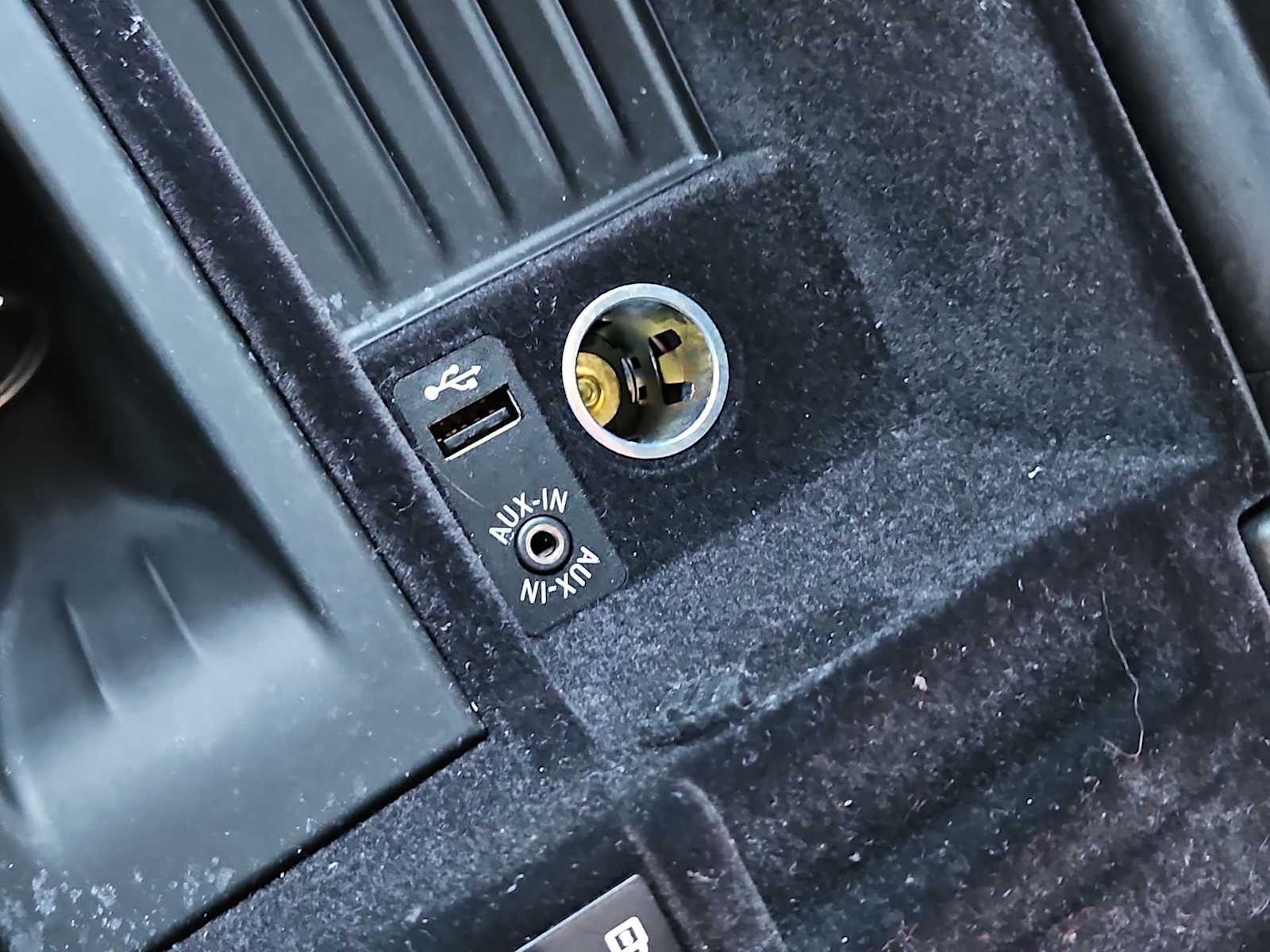 Thumbnail: 2013 BMW 5 Series - 32