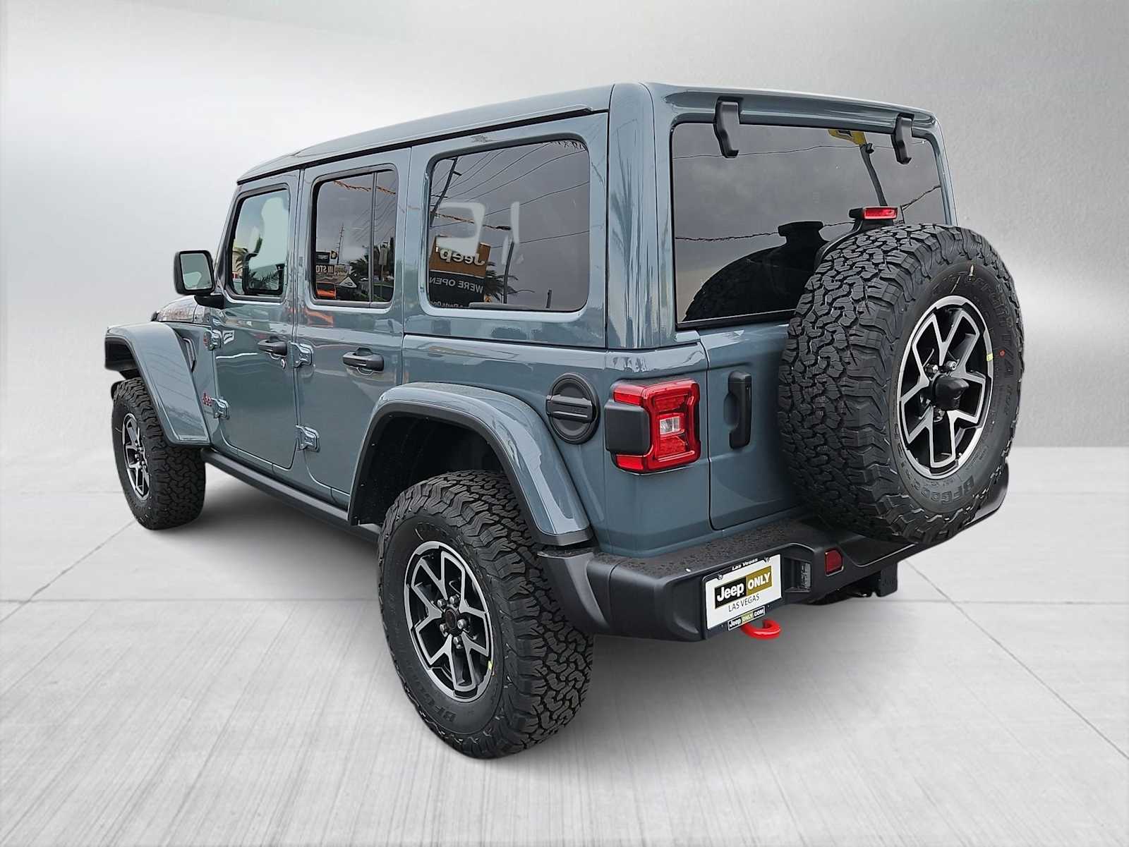 Thumbnail: 2025 Jeep Wrangler - 6