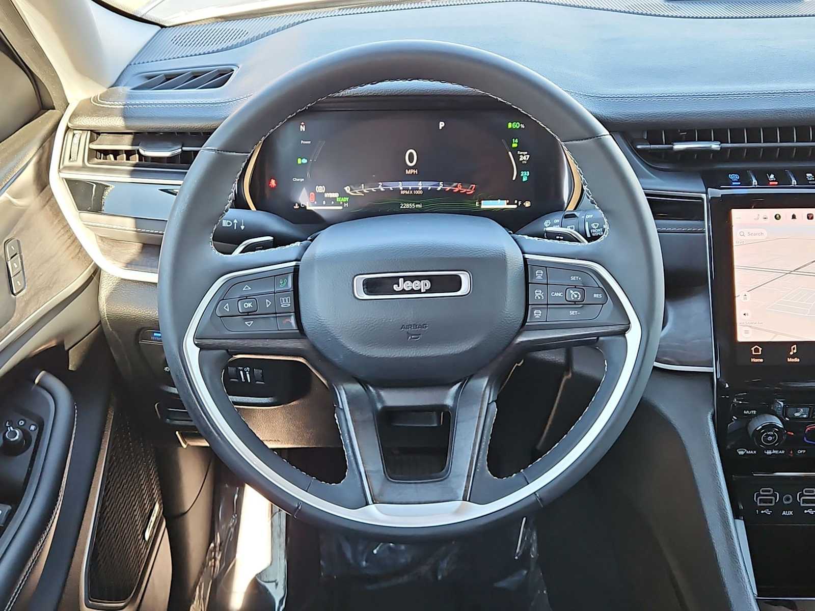 Thumbnail: 2023 Jeep Grand Cherokee - 24