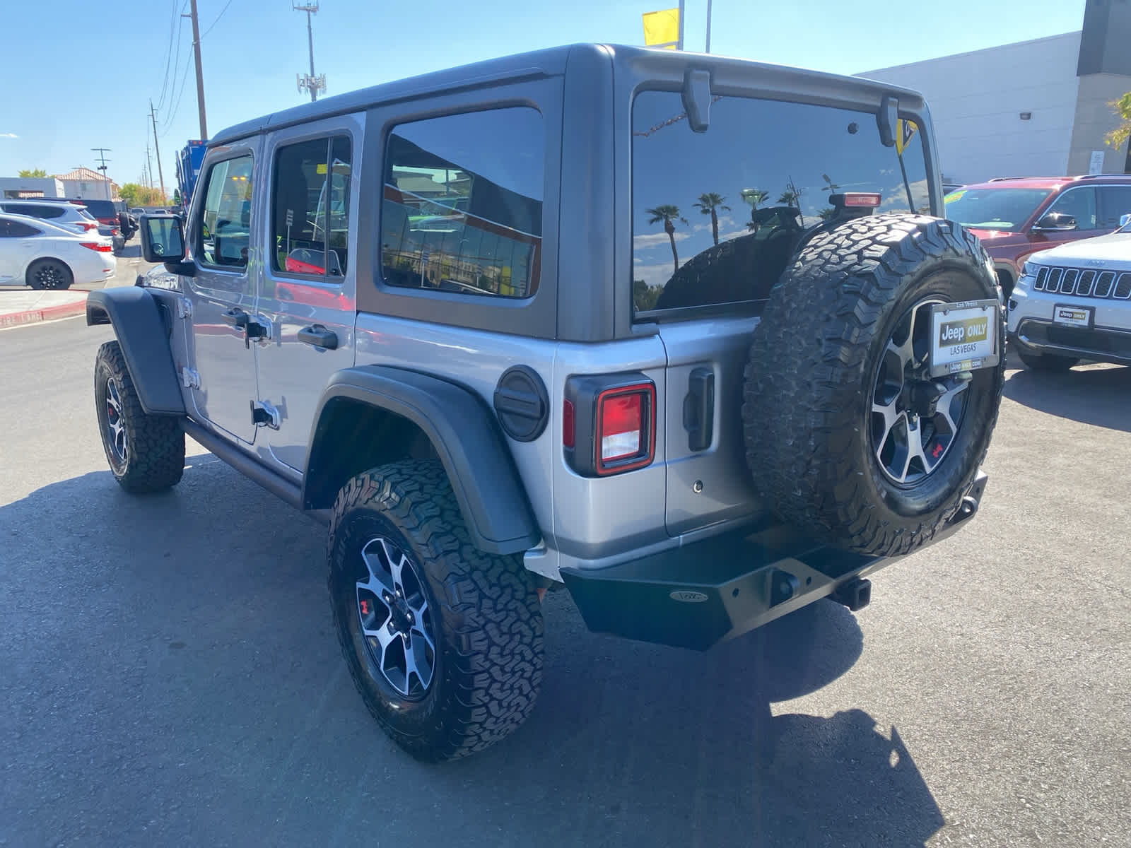 Thumbnail: 2020 Jeep Wrangler - 7