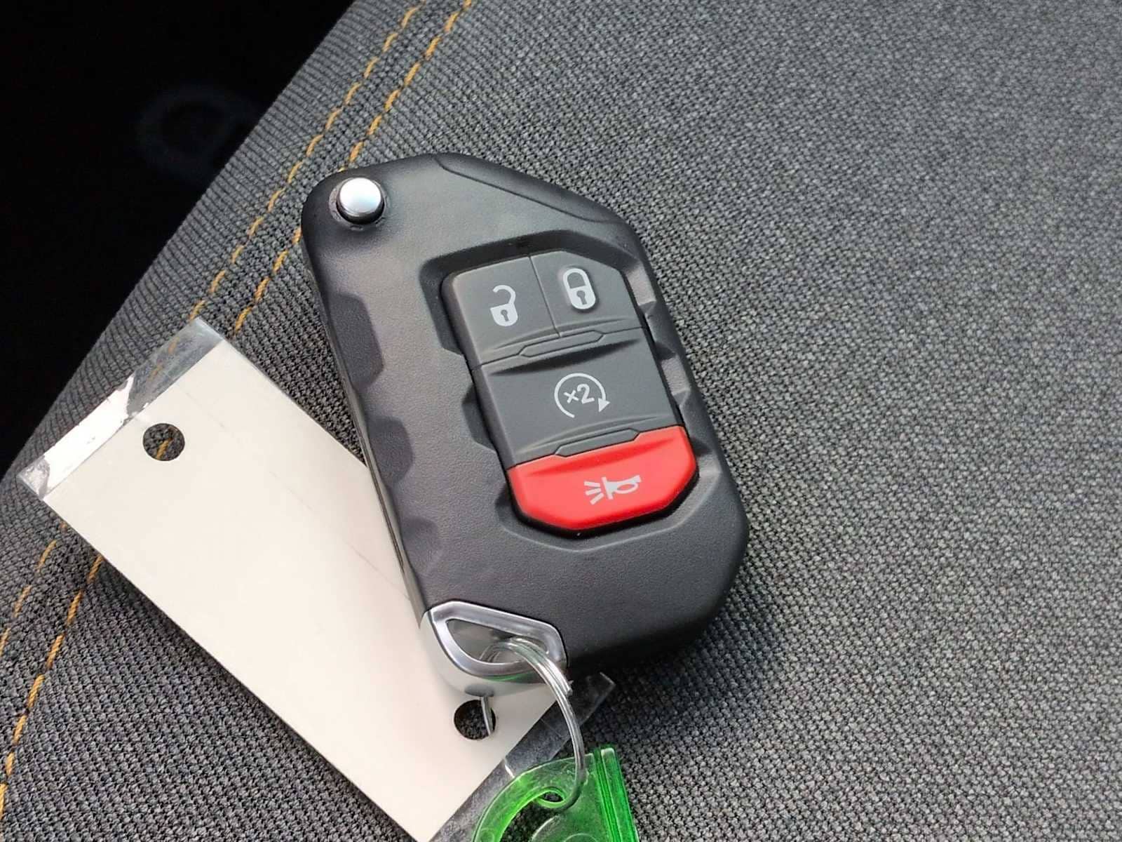 Thumbnail: 2026 Jeep Wrangler - 34