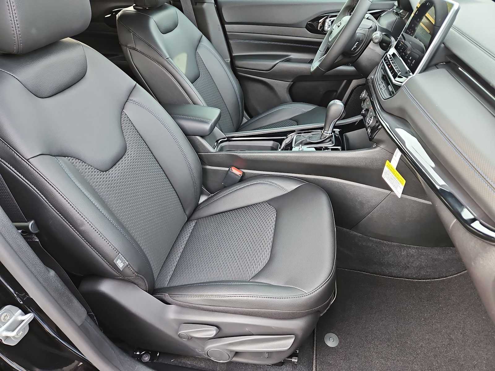 Thumbnail: 2026 Jeep Compass - 21