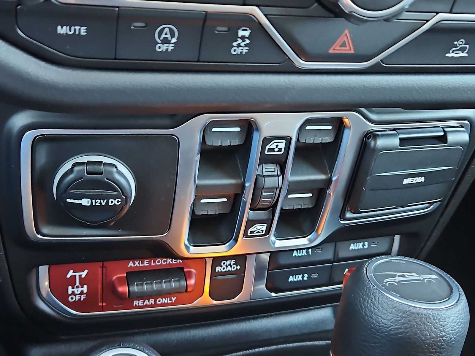 Thumbnail: 2026 Jeep Gladiator - 28