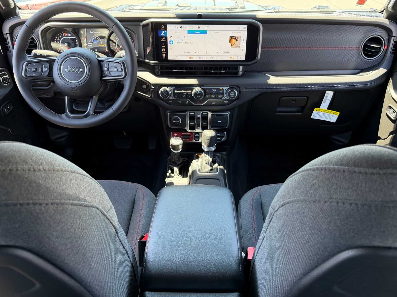 Thumbnail: 2026 Jeep Gladiator - 21