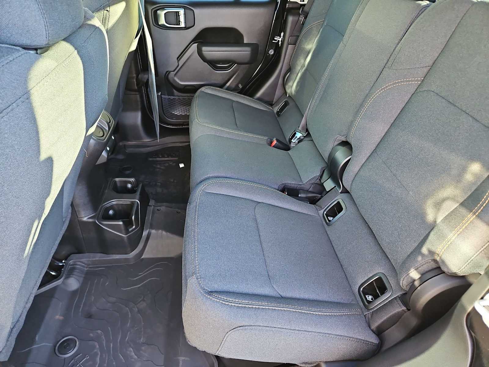 Thumbnail: 2026 Jeep Gladiator - 18