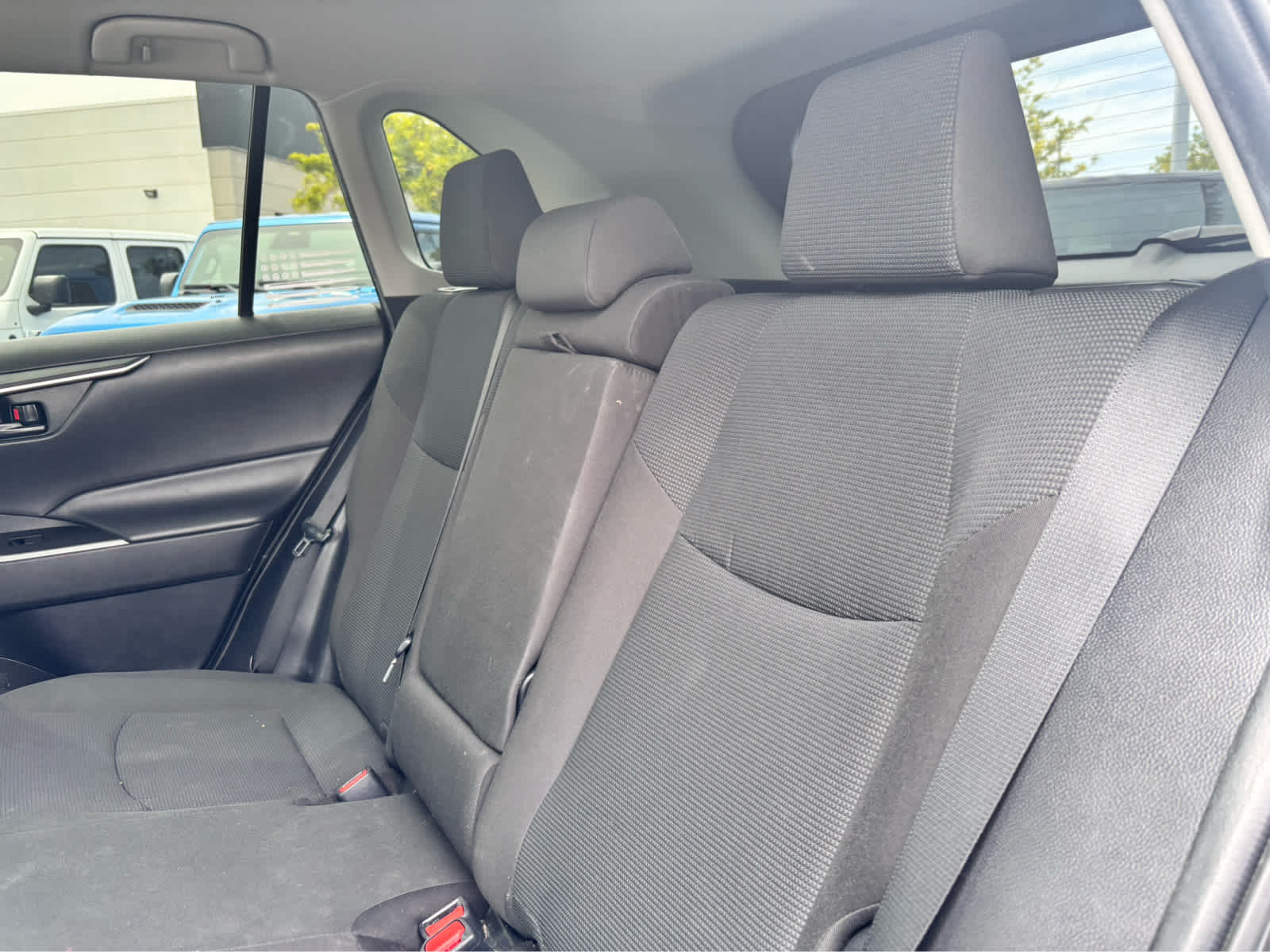 Thumbnail: 2020 Toyota RAV4 - 11