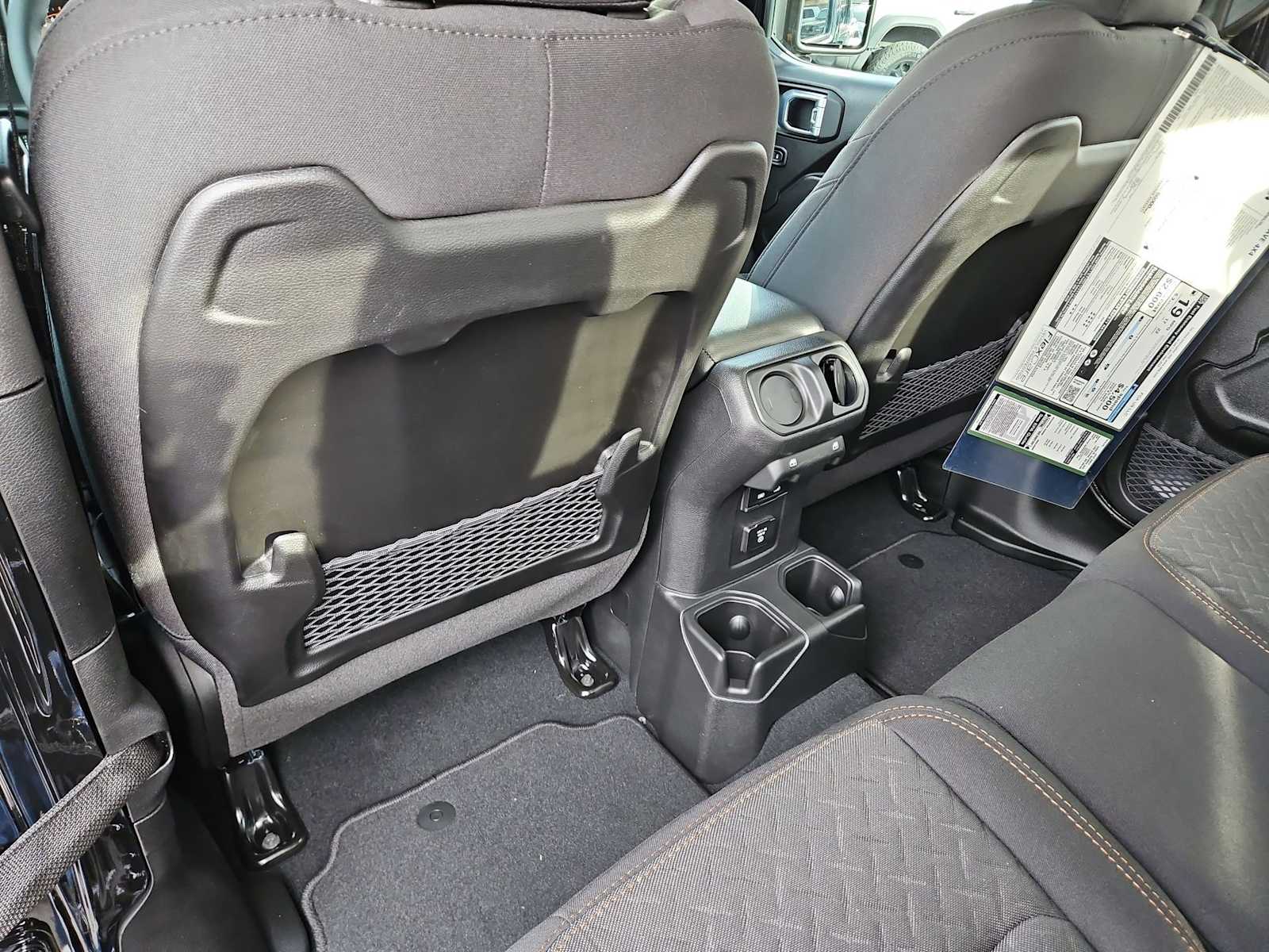 Thumbnail: 2026 Jeep Gladiator - 17