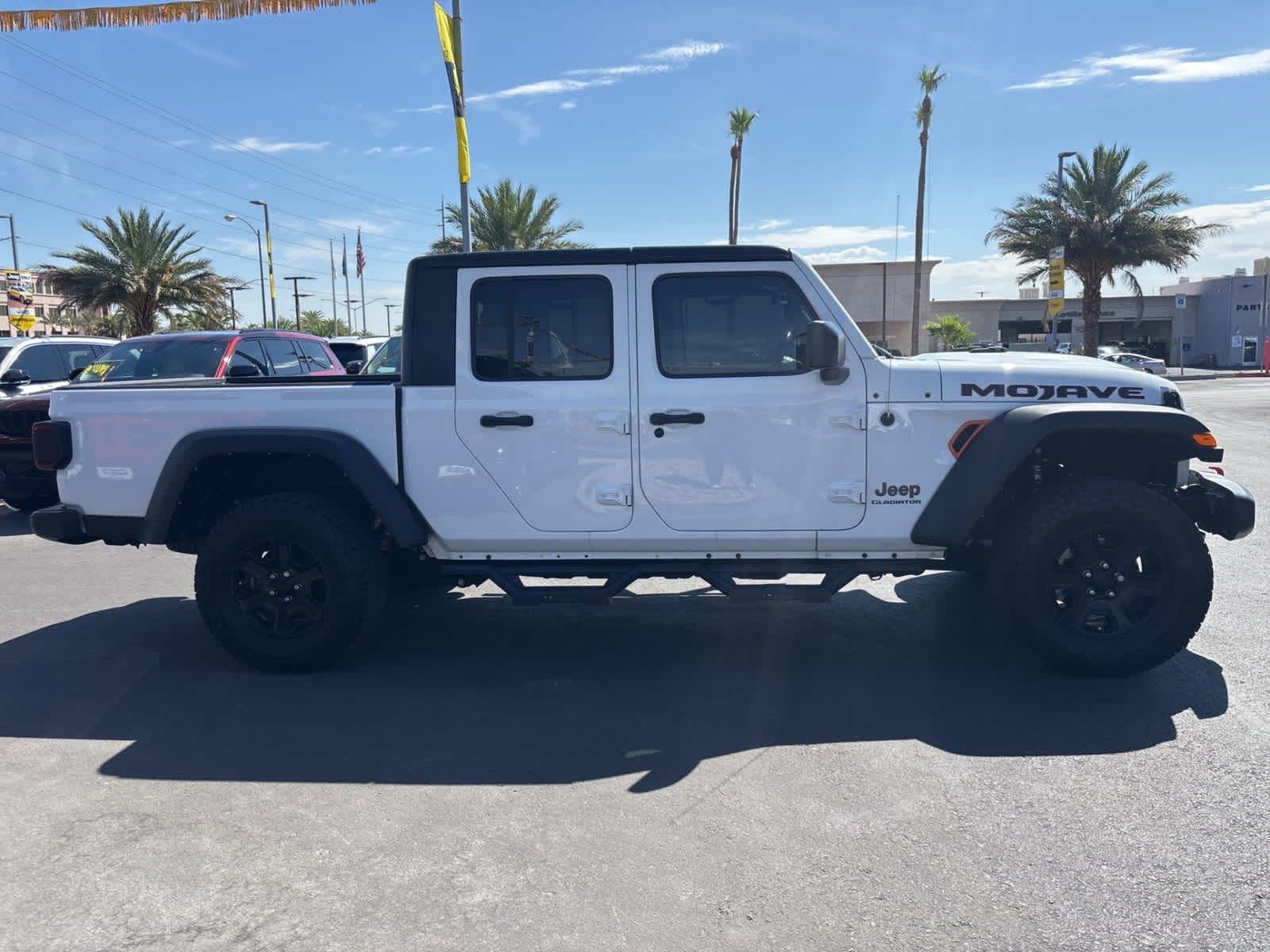 Thumbnail: 2021 Jeep Gladiator - 8