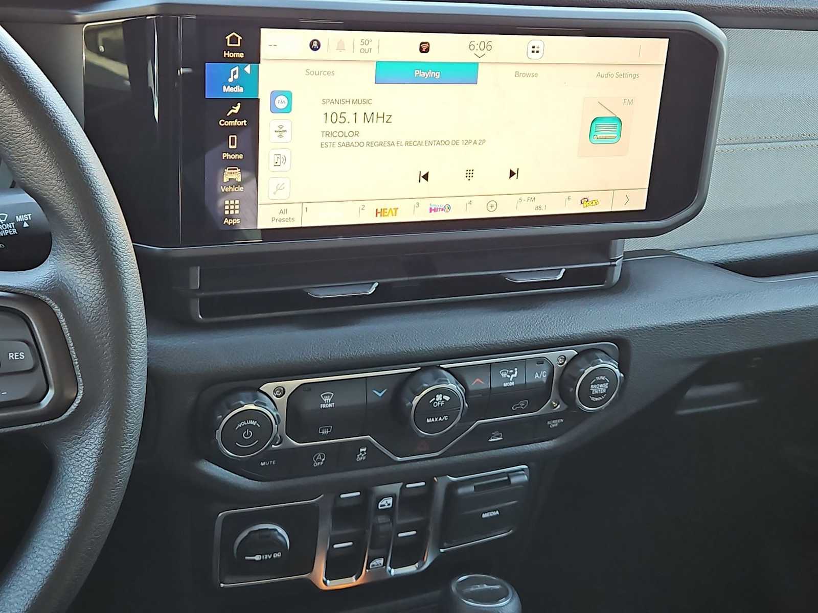 Thumbnail: 2026 Jeep Gladiator - 26