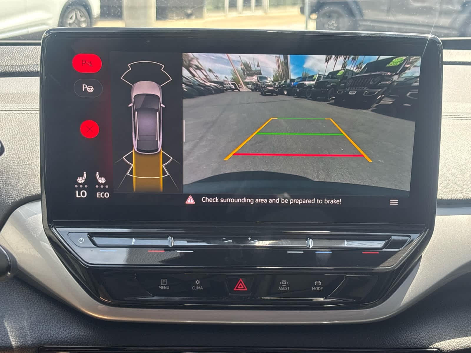 Thumbnail: 2023 Volkswagen ID.4 - 13