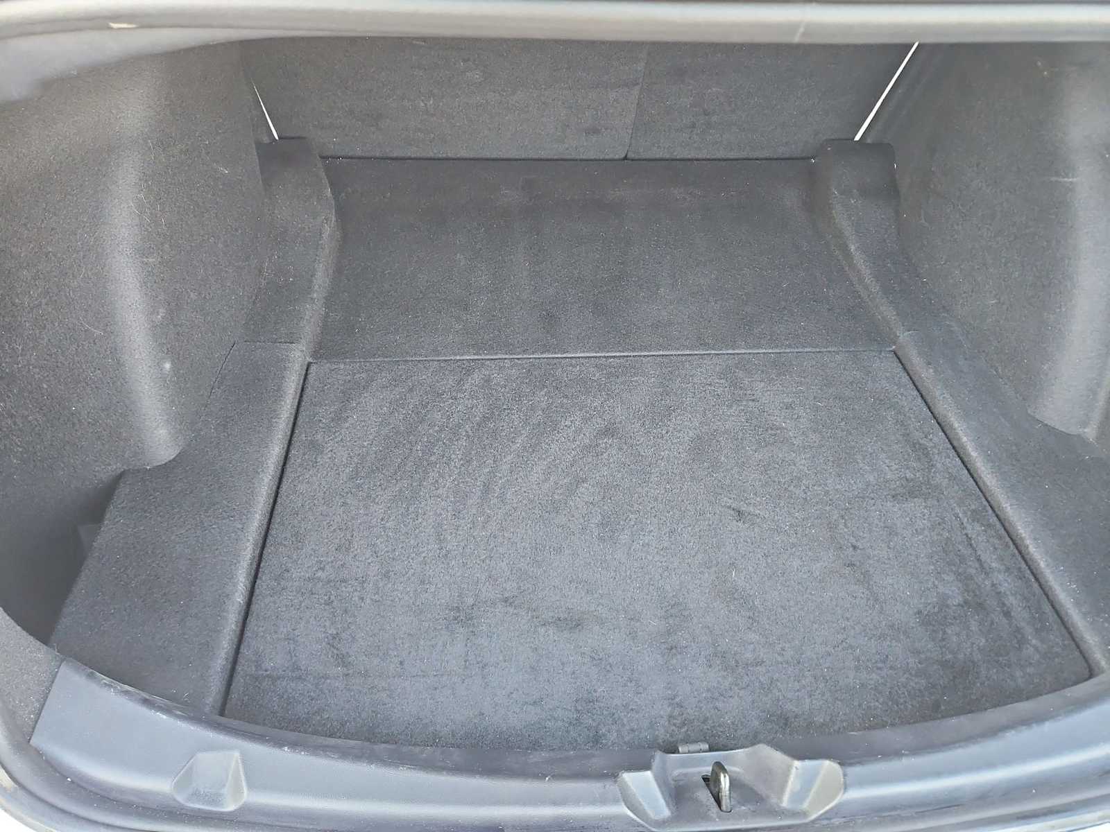 Thumbnail: 2023 Tesla Model 3 - 32