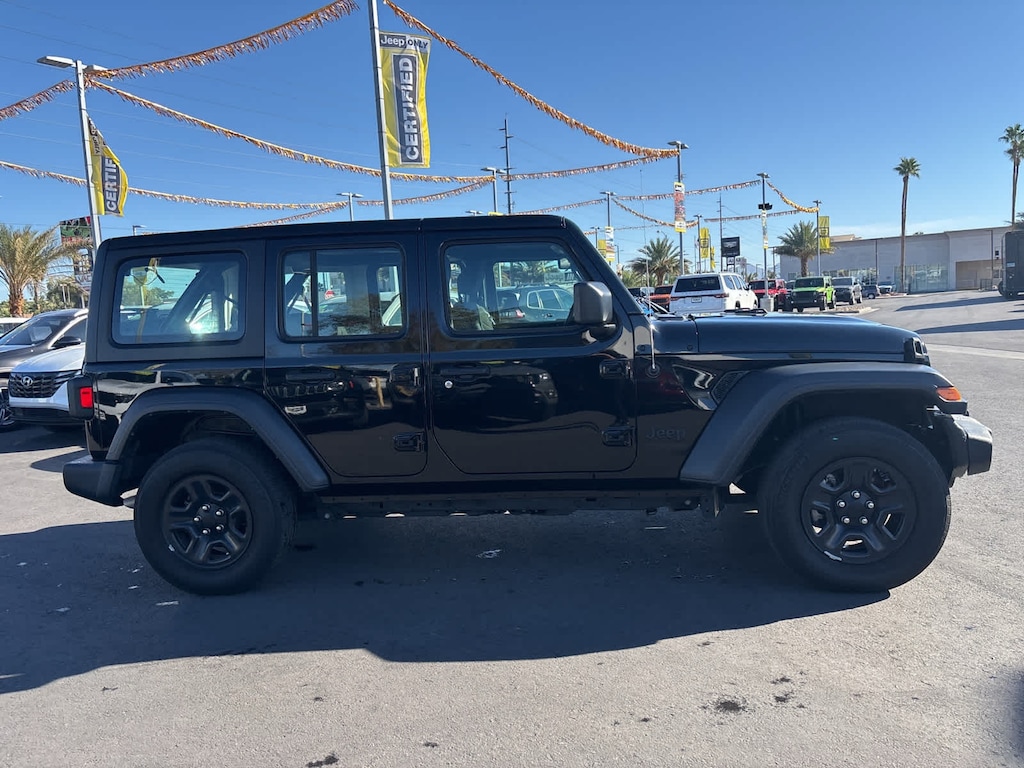 Used 2022 Jeep Wrangler Unlimited Sport SUV