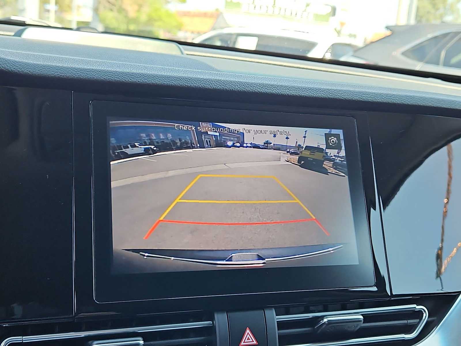 2022 Kia Niro S 26