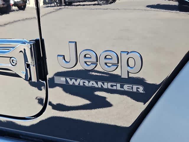 2026 Jeep Wrangler 4-Door Willys - Photo 12