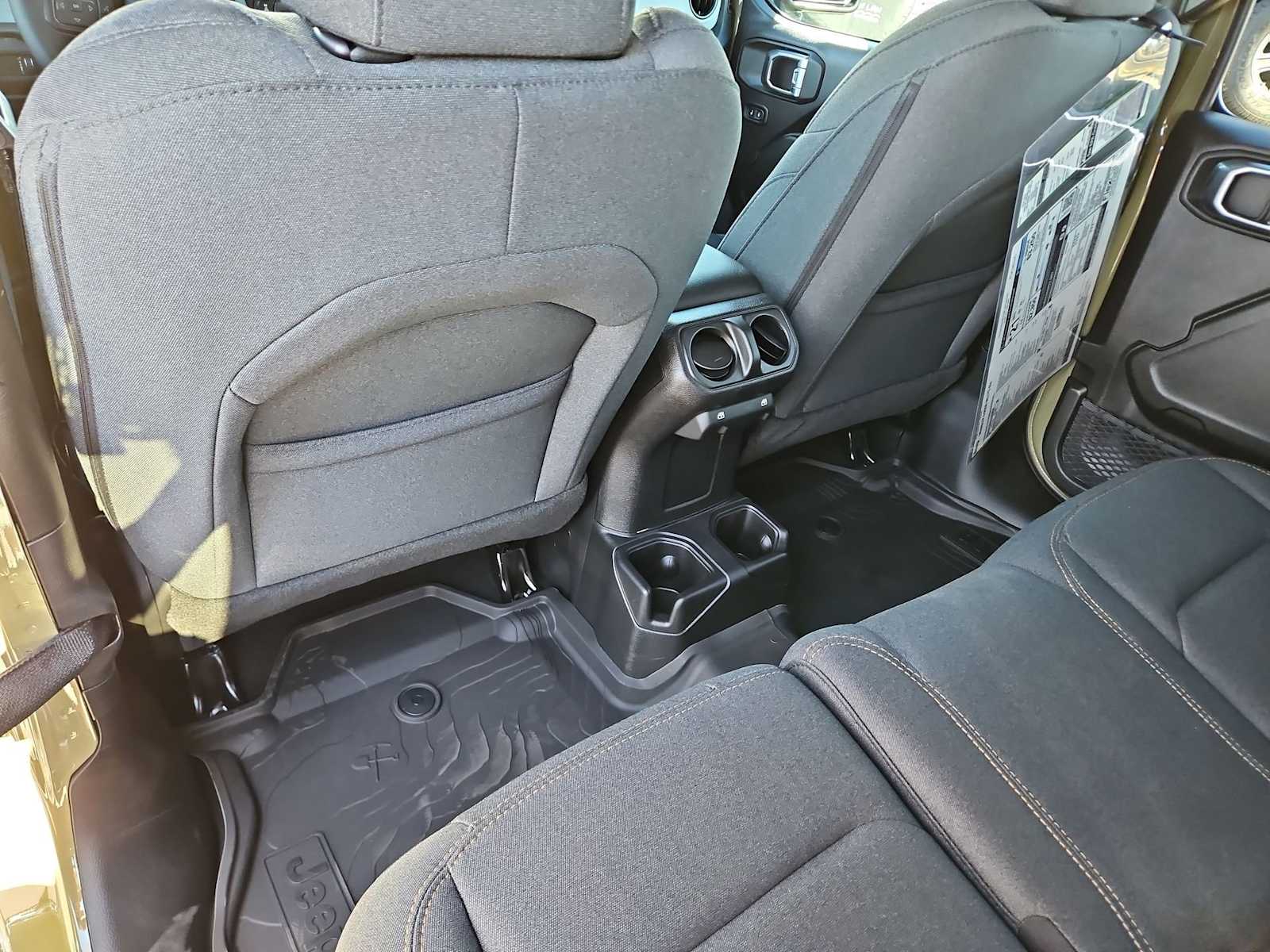 Thumbnail: 2026 Jeep Wrangler - 17