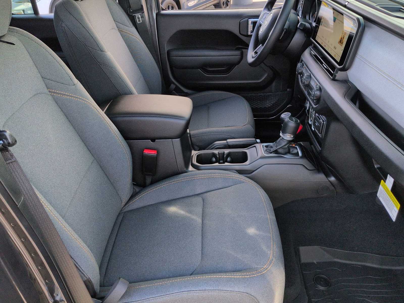 Thumbnail: 2026 Jeep Gladiator - 22