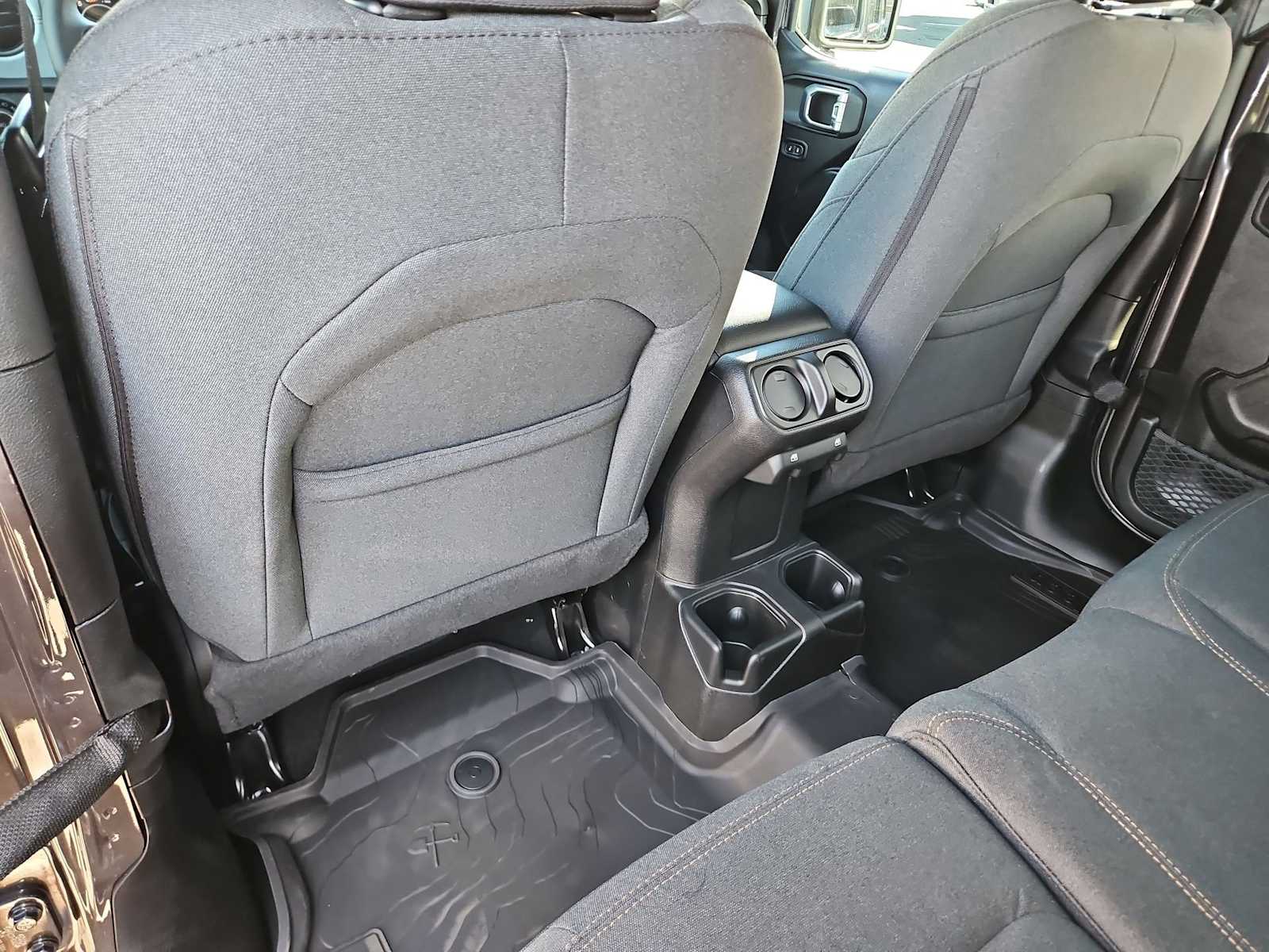 Thumbnail: 2026 Jeep Wrangler - 17