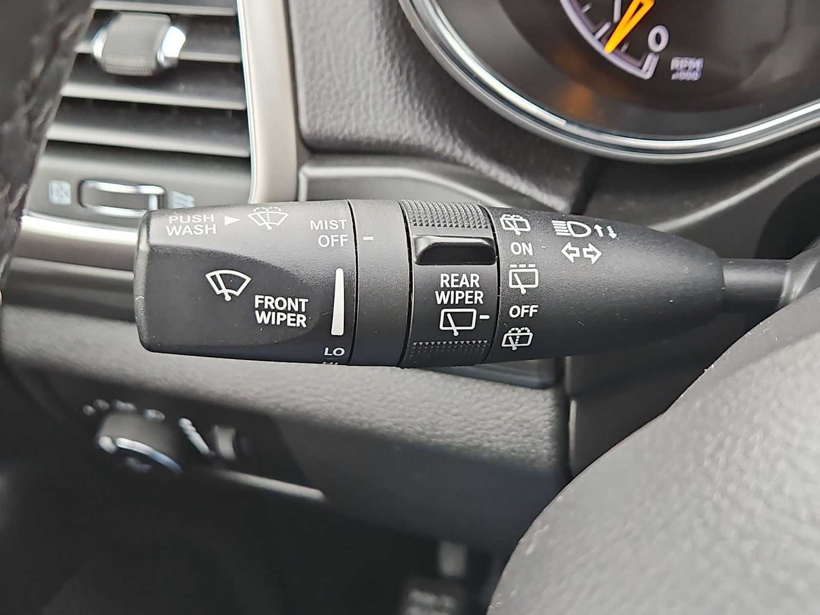 Thumbnail: 2019 Jeep Grand Cherokee - 26