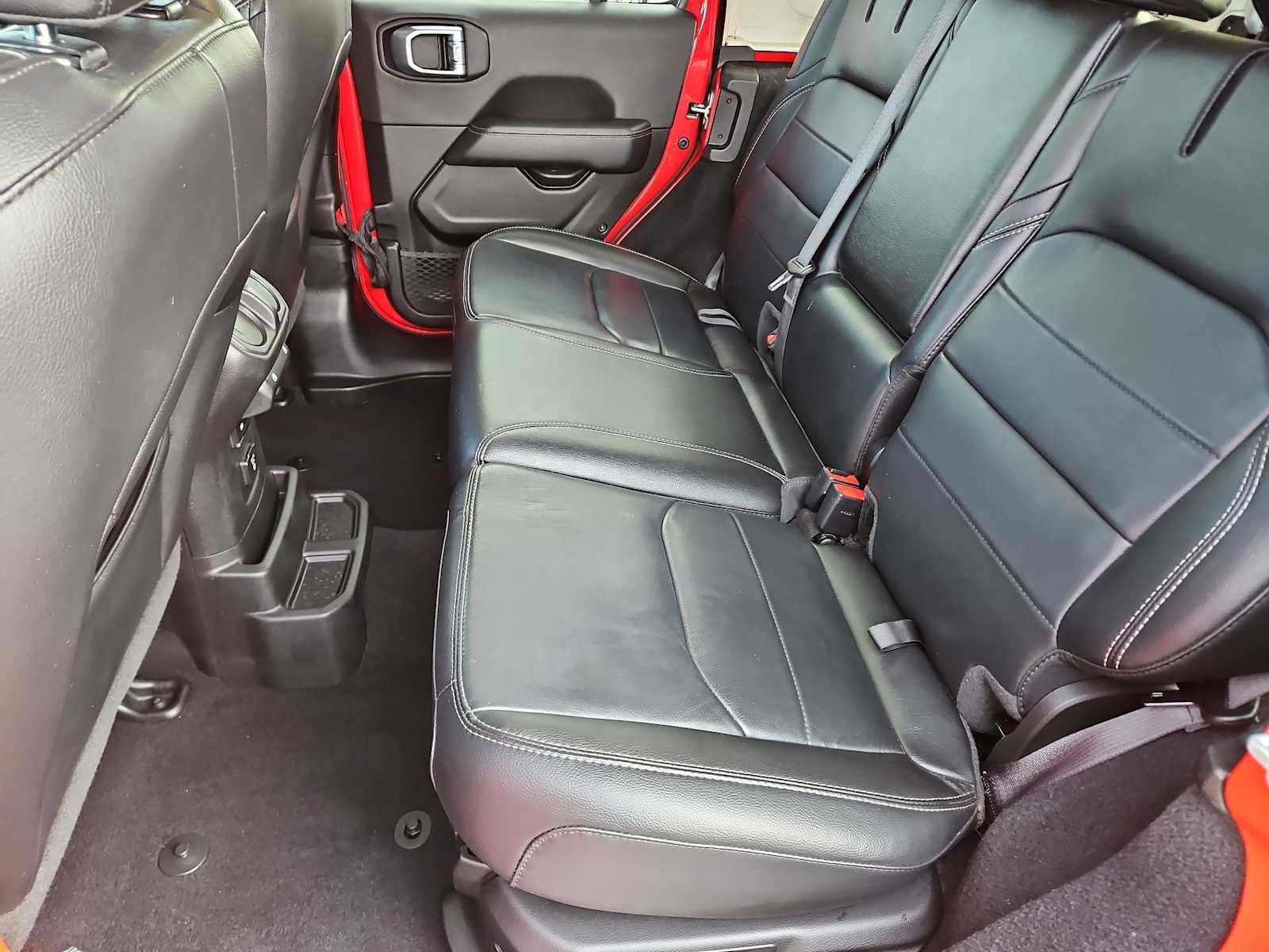 Thumbnail: 2021 Jeep Wrangler - 18