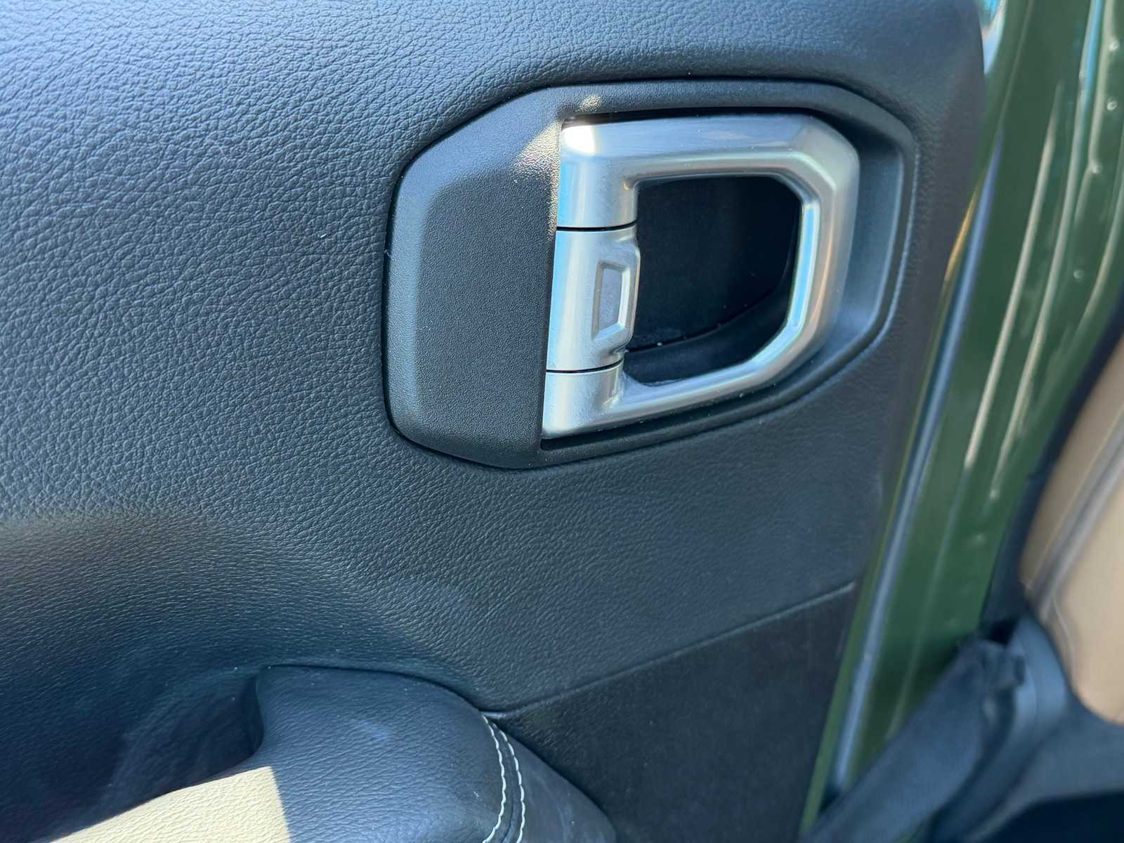 Thumbnail: 2023 Jeep Wrangler - 20