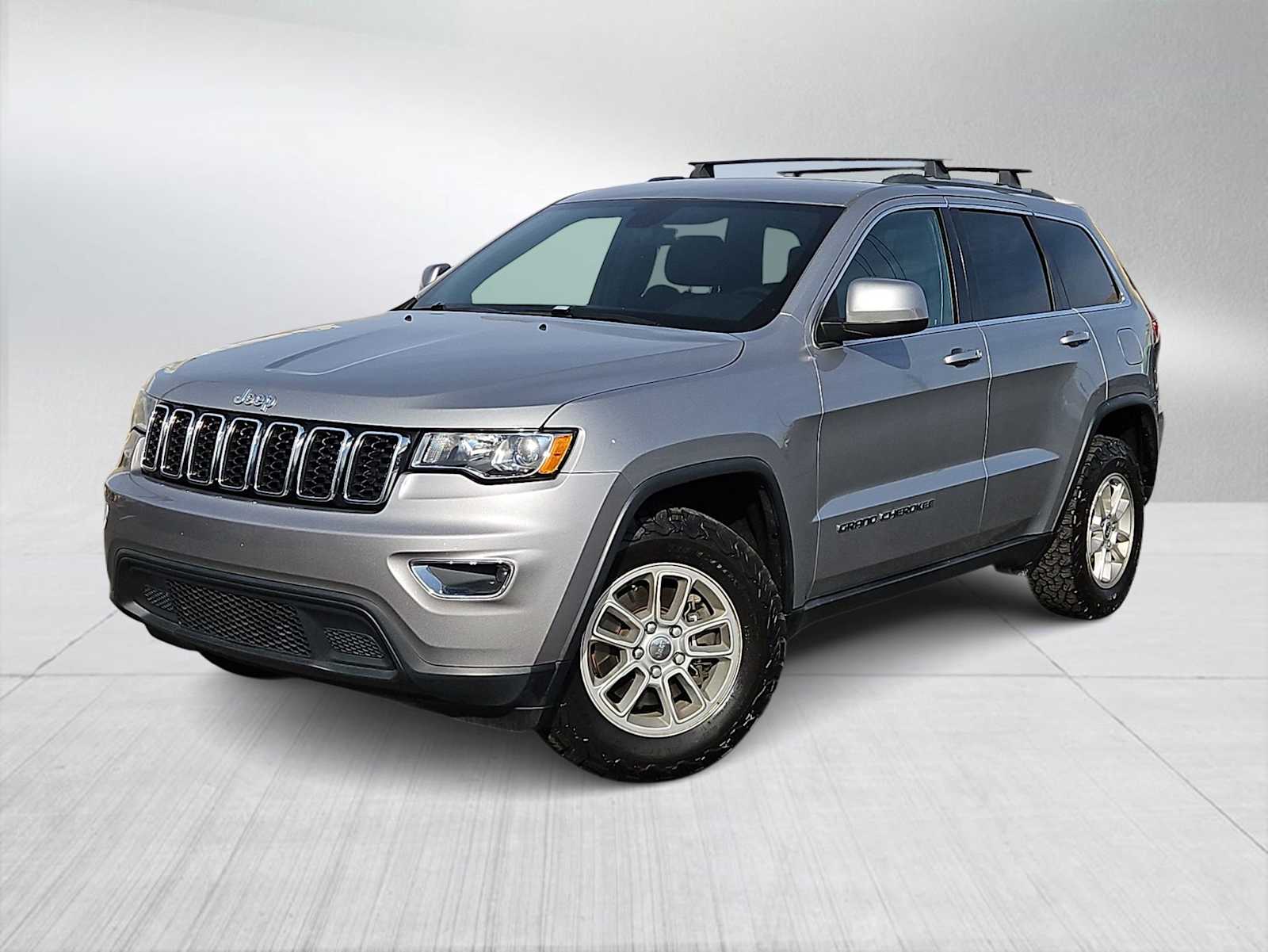 2020 Jeep Grand Cherokee Laredo E